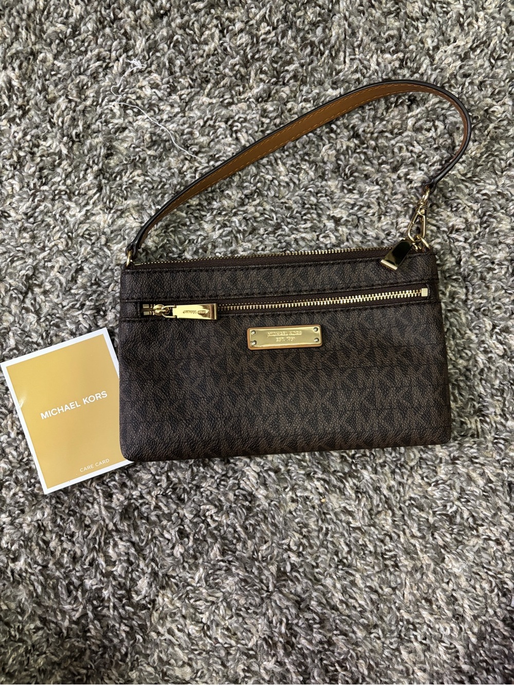 Michael Kors Jet Set Large Wristlet